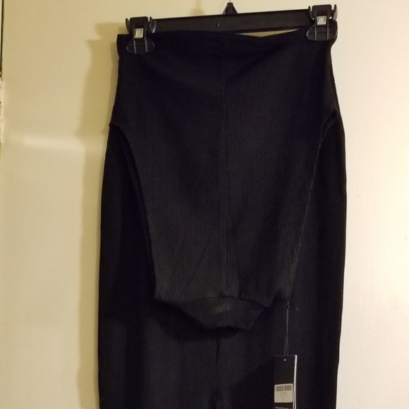 Reformation black two piece knox skirt and top - Picture 3 of 5